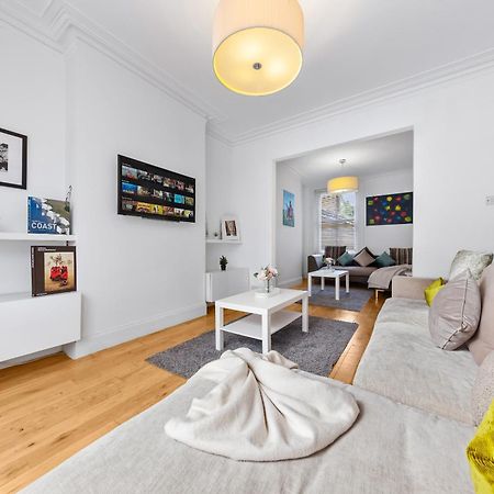 Luxury 4-Bedroom Modern Flat In Central London Steps From Station, Sleeps 9 In Style! Exterior foto