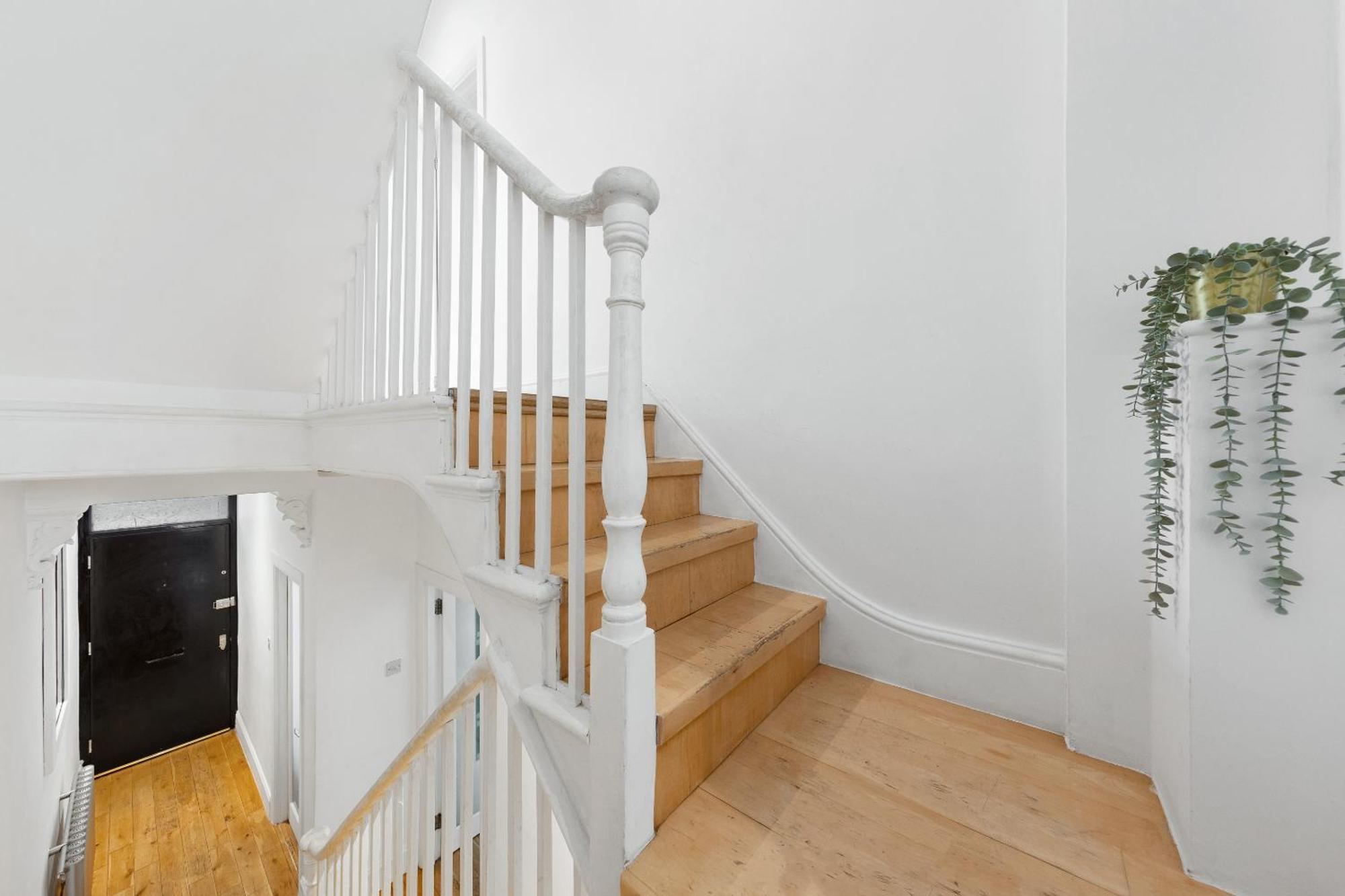 Luxury 4-Bedroom Modern Flat In Central London Steps From Station, Sleeps 9 In Style! Exterior foto