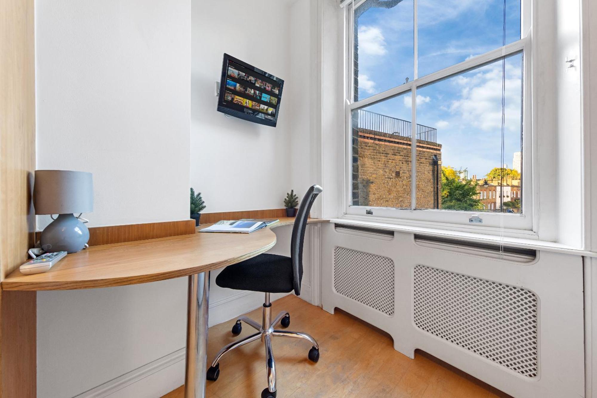 Luxury 4-Bedroom Modern Flat In Central London Steps From Station, Sleeps 9 In Style! Exterior foto