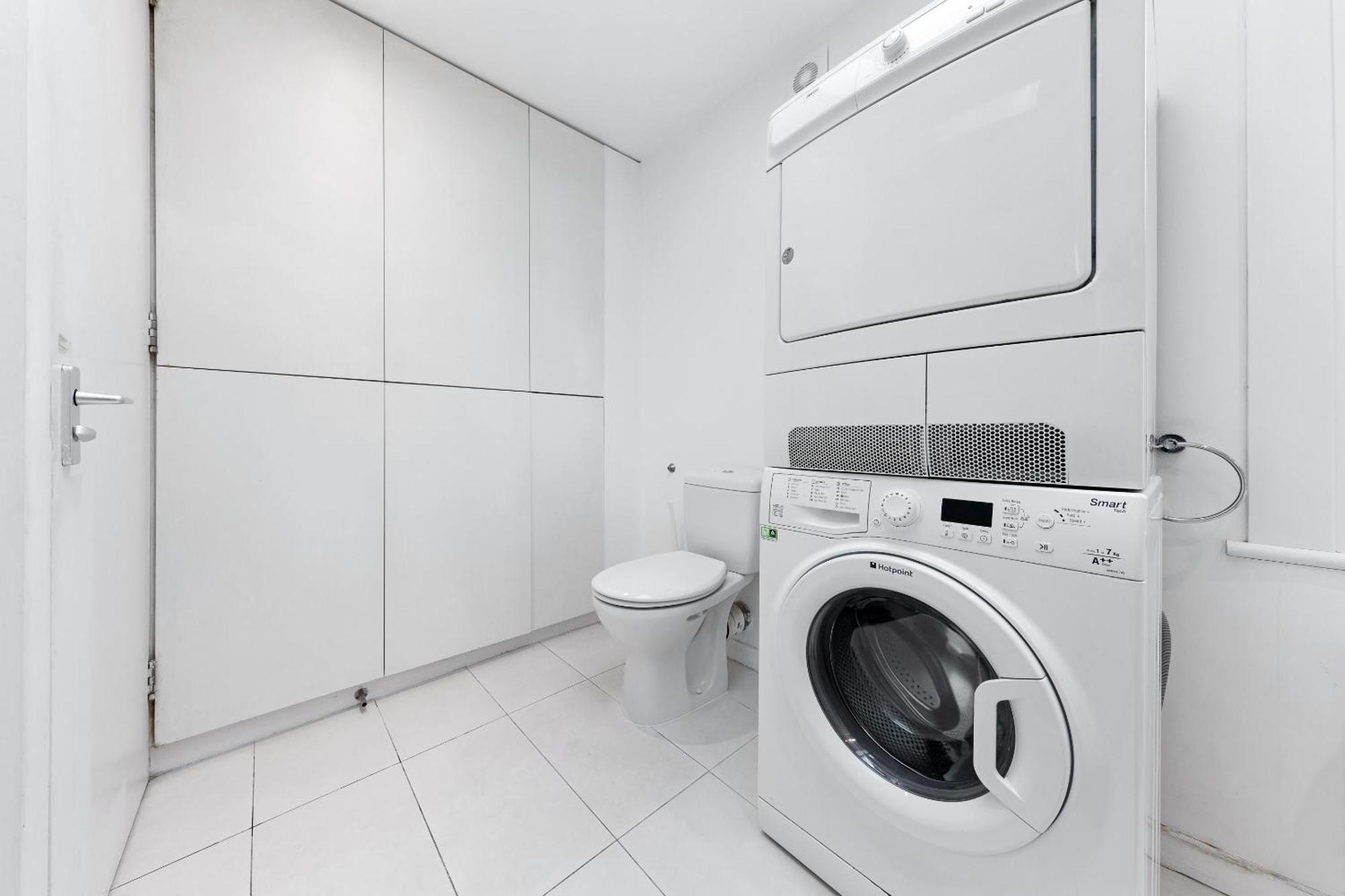 Luxury 4-Bedroom Modern Flat In Central London Steps From Station, Sleeps 9 In Style! Exterior foto